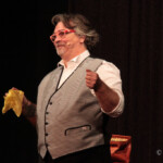spectacle familial de magie dans le cadre de la 3e édition du festival "Rire et Magie" de Saint-Péray